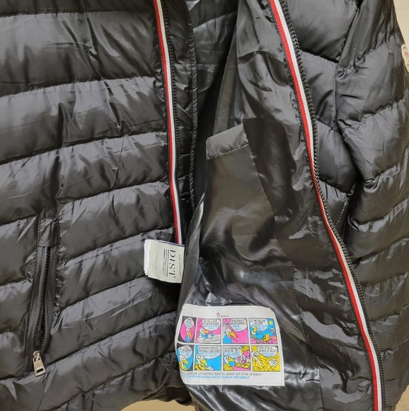 Moncler Jackets - Picture 4 of 5
